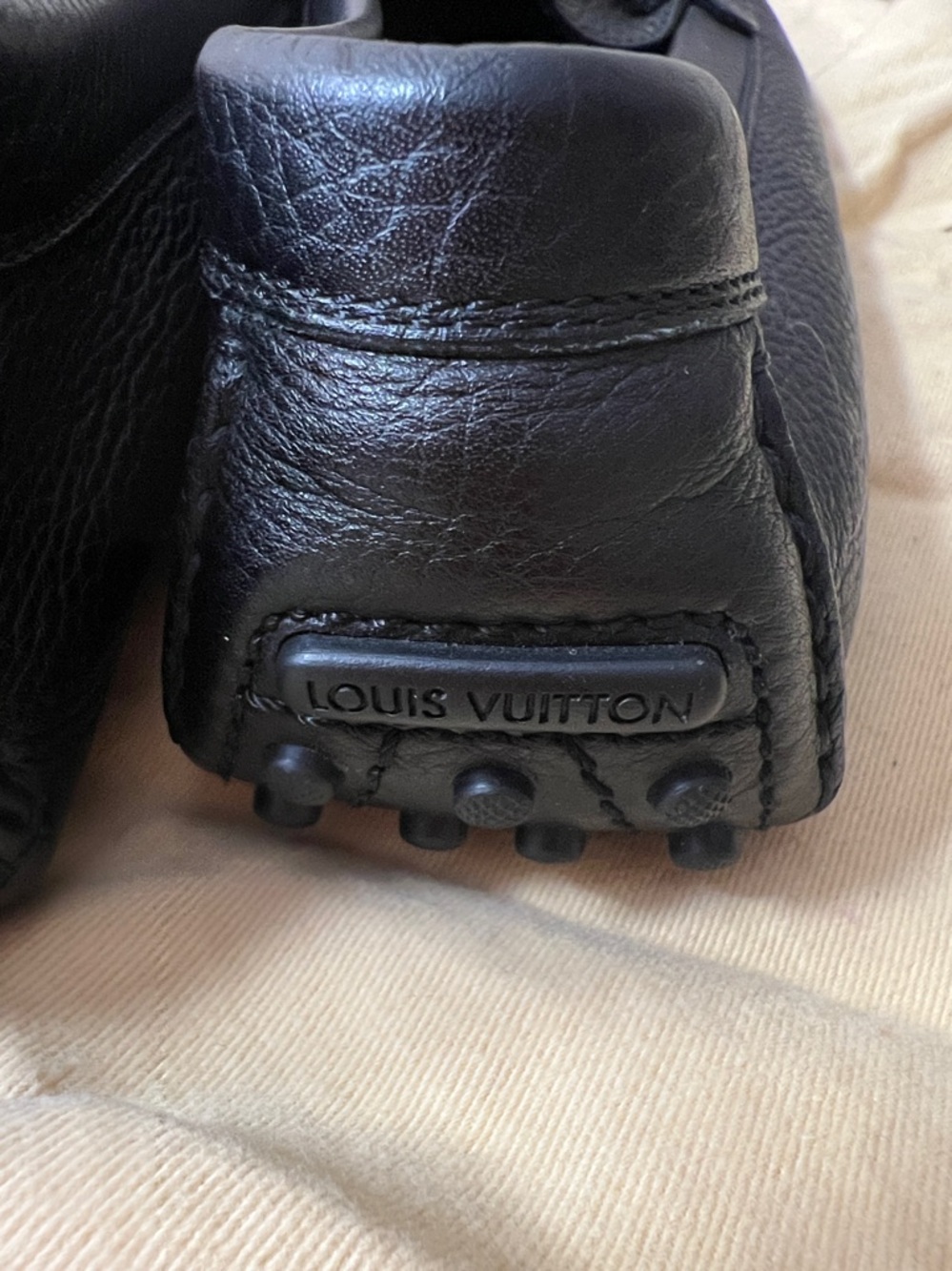 Louis Vuitton Black Pebbled Leather Loafers with Gold Hardware size 38,5 - Picture 8 of 11